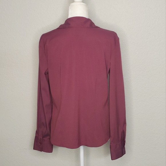 Scott Taylor Plum Red Long Sleeve Button Up Blouse Size Large - Picture 3 of 6